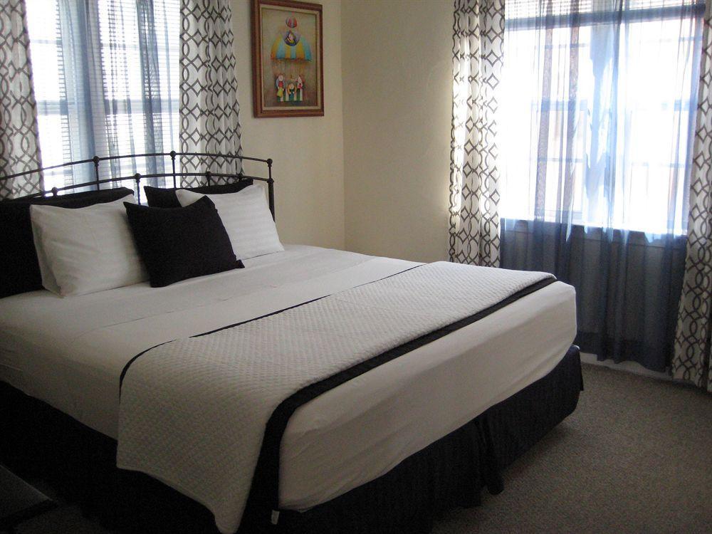 Baltic Apartahotel 2*